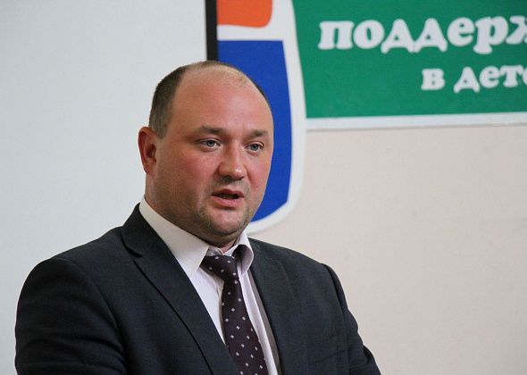 Средняя зарплата специалистов Серовской горбольницы в 2021 году уменьшилась. А у главврача – выросла