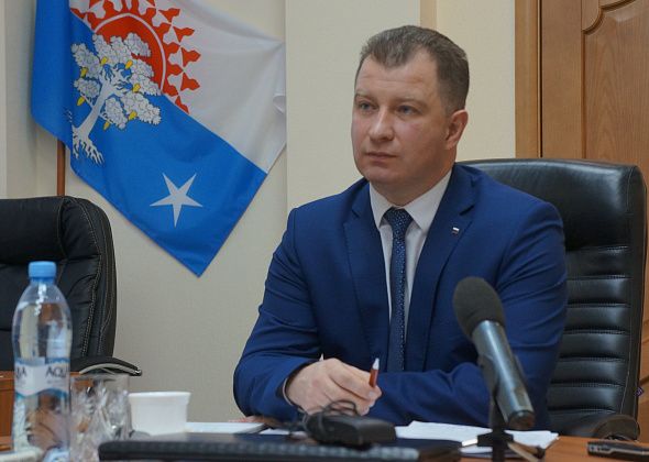 Мэрия Серова планирует выкупить долю акций ферросплавного завода в "Канале-С"