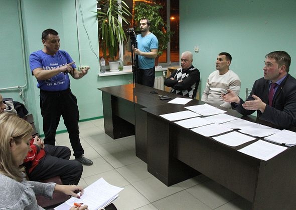 Конфликт в отделении бокса Серовской ДЮСШ продолжается. Руководство встретилось с родителями